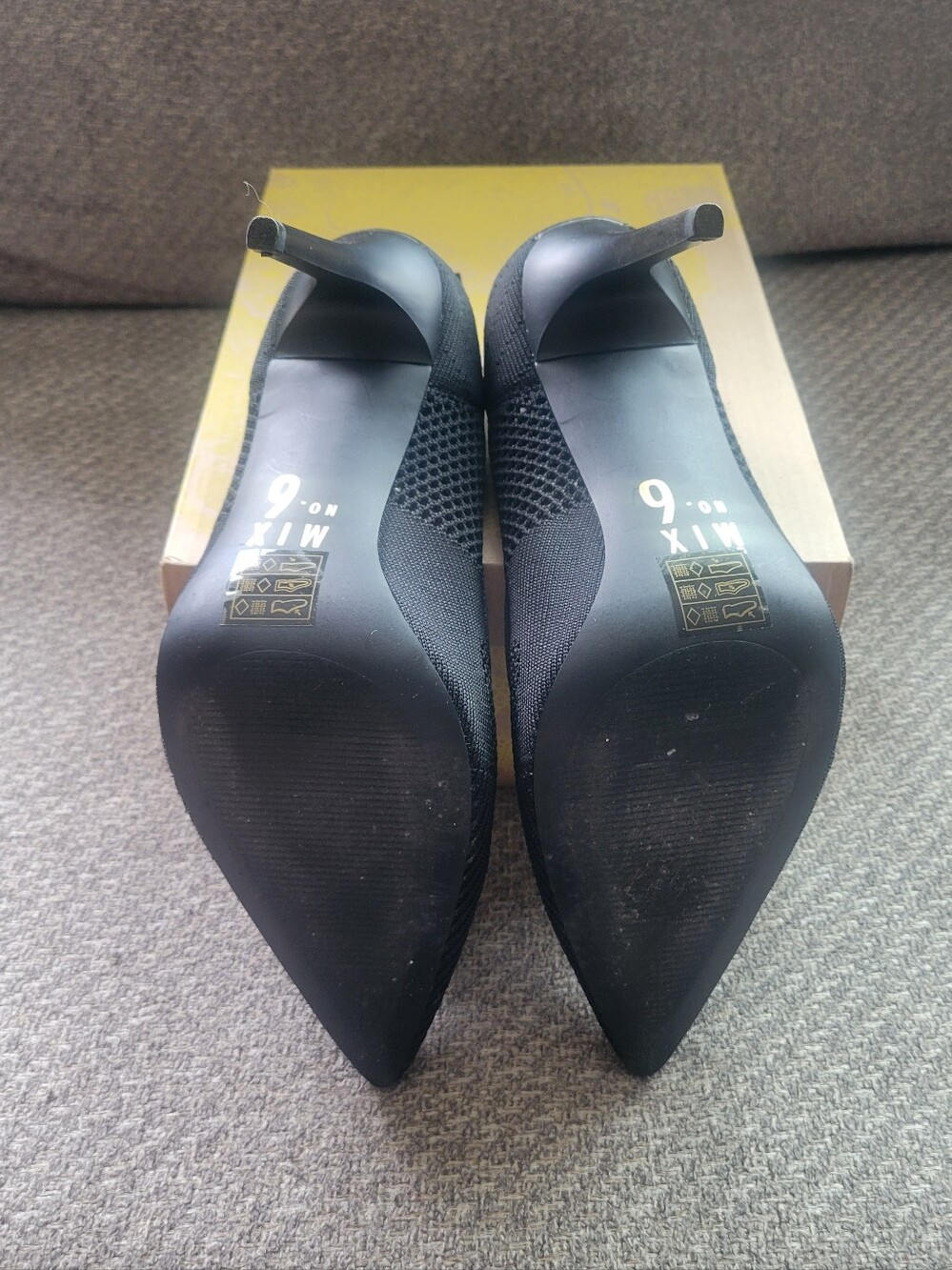 Mix No. 6 Black Knit Pointed-Toe Pumps- Size 9 1/2 - Picture 5 of 7